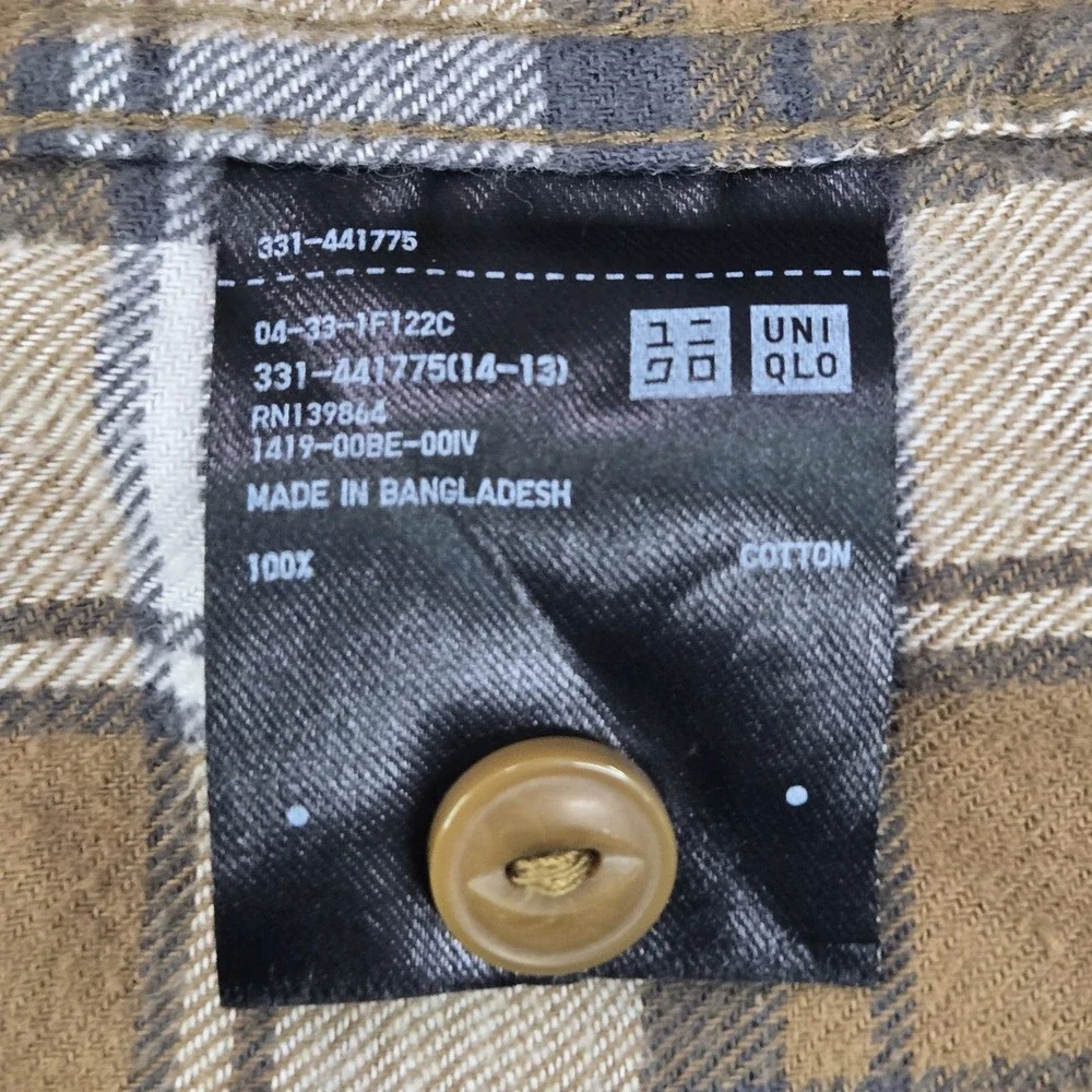 Uniqlo‎ Men Button Up Shirt XL Brown Plaid Flannel Casual Long Sleeve